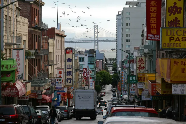 Chinatown: Grant Avenue y Waverly Place · fotografía de archivo